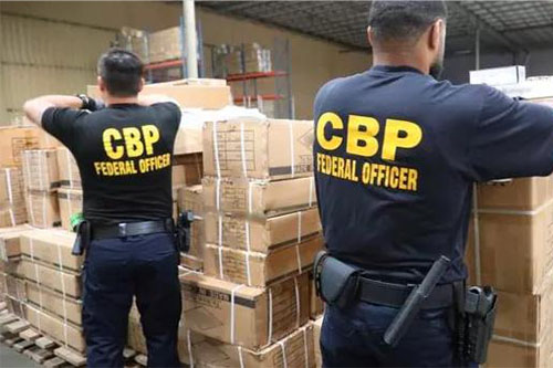 美國海關(guān)和邊境保護局官員CBP