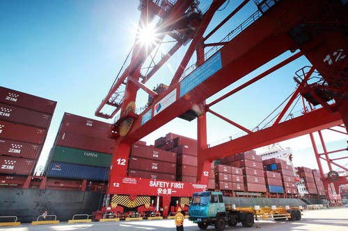 以星航運華東快船航線，上海發船，三截七開