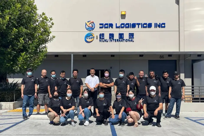 美國海外倉華人團隊
