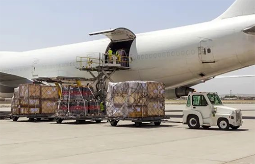 1681700313549412.png 美國FBA空運發貨流程如下: