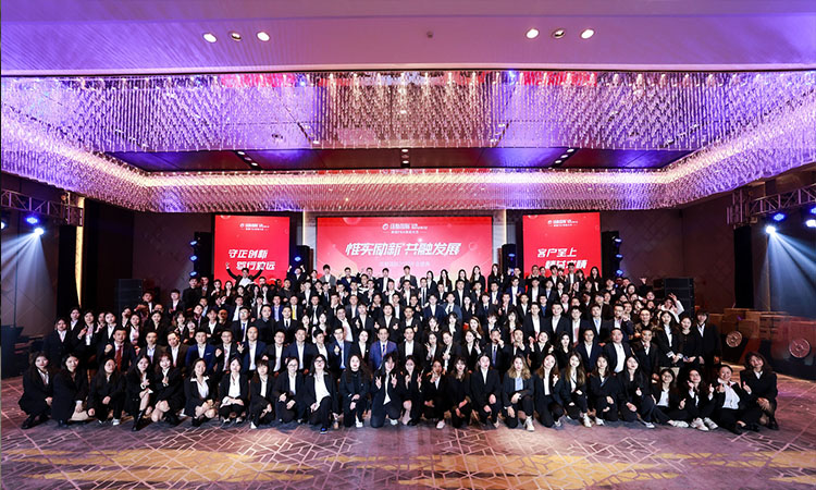 靠譜的FBA貨代公司紐酷國際服務團隊